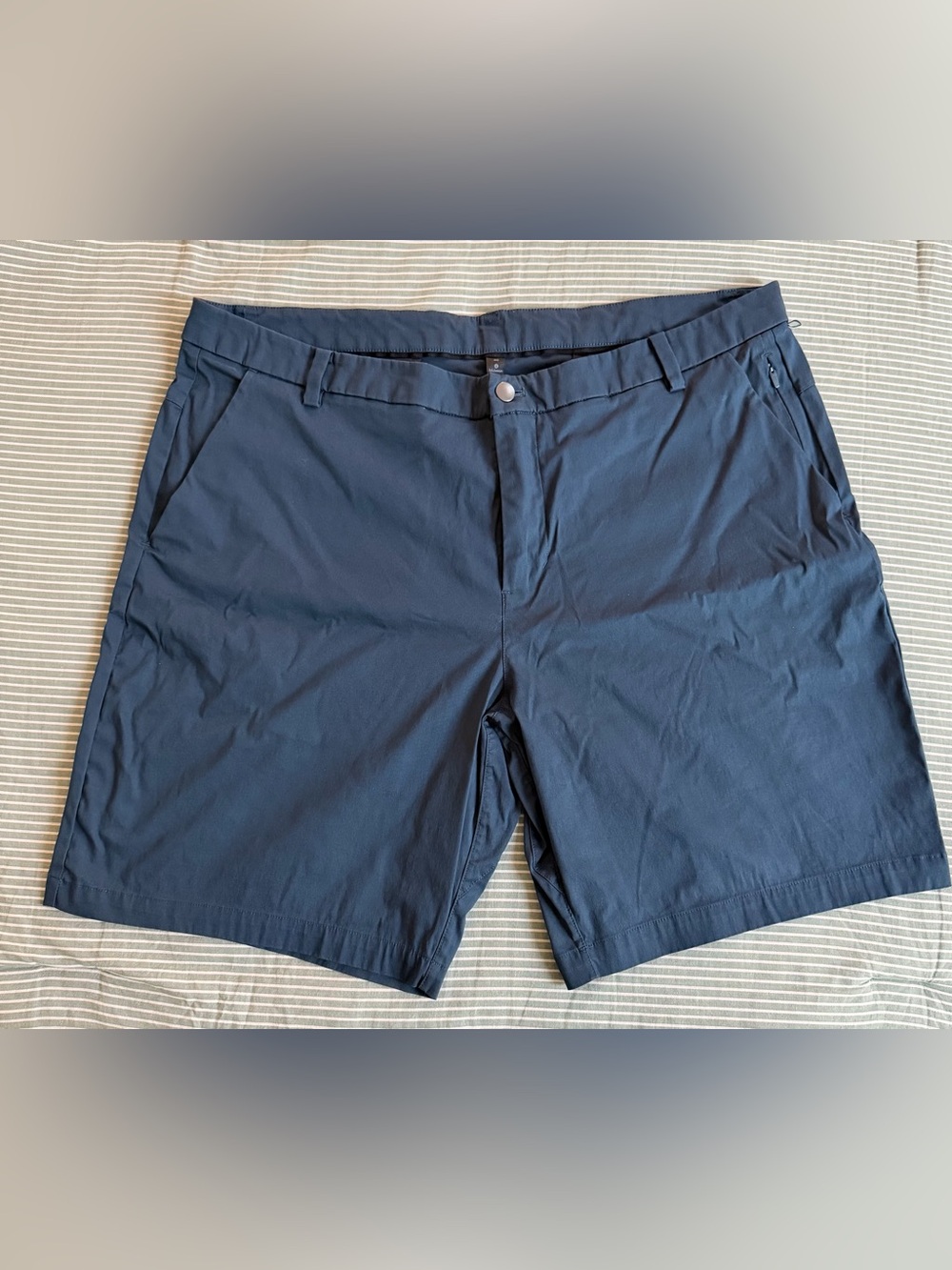 Lululemon Men's ABC Classic-Fit Short 9"